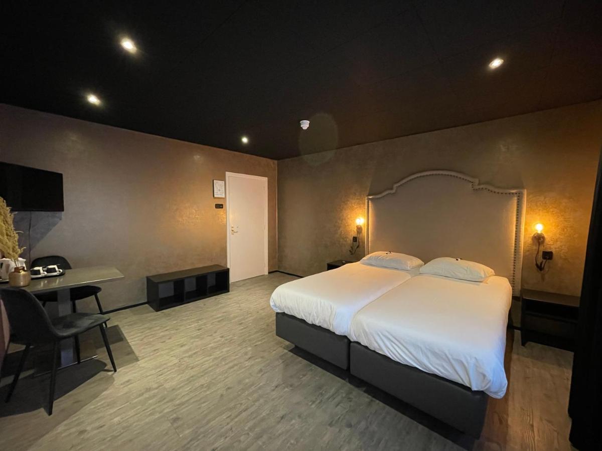 Hotel Restaurant Anno Nu Oostkapelle Luaran gambar