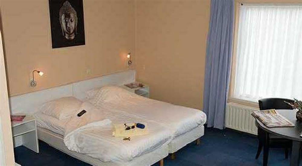Hotel Restaurant Anno Nu Oostkapelle Luaran gambar